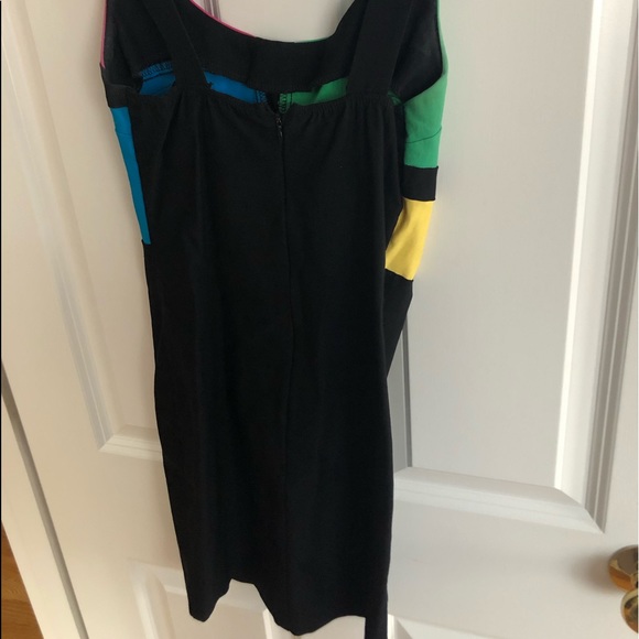 Color Block Bodycon Dress - Picture 2 of 2